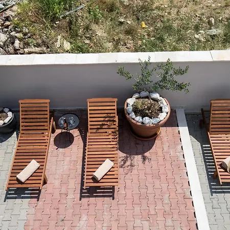Siblings Mokošica